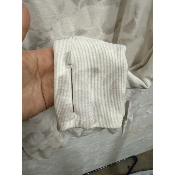 Athleta Chakra Floral Bluff Gray Long Sleeve Balance Printed Pullover - Size Sm - Picture 3 of 8